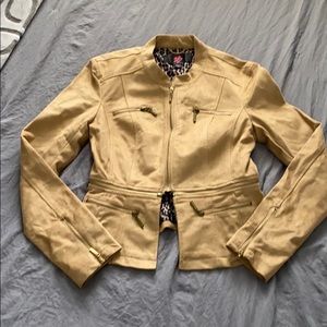 Bebe suede jacket. Can we worn 2 ways. small